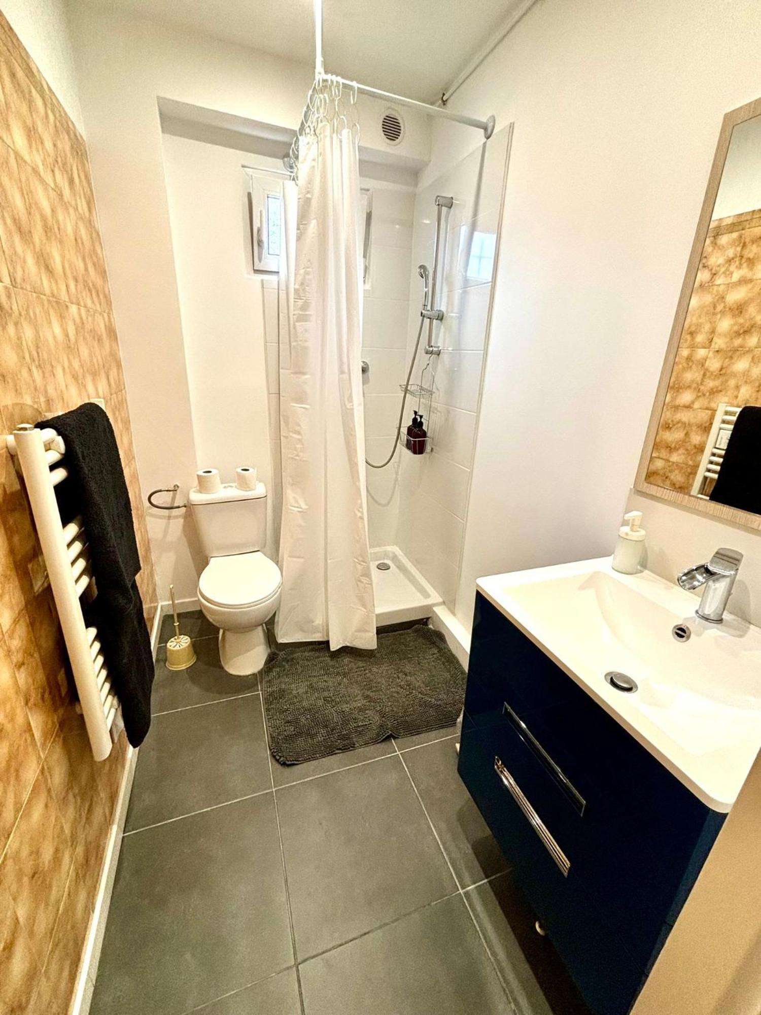 Grande Maison Tout Confort - 5 Chambres 5 Salles De Bain - Rer A - Paris - Disney Сен-Мор-де-Фоссе Екстер'єр фото